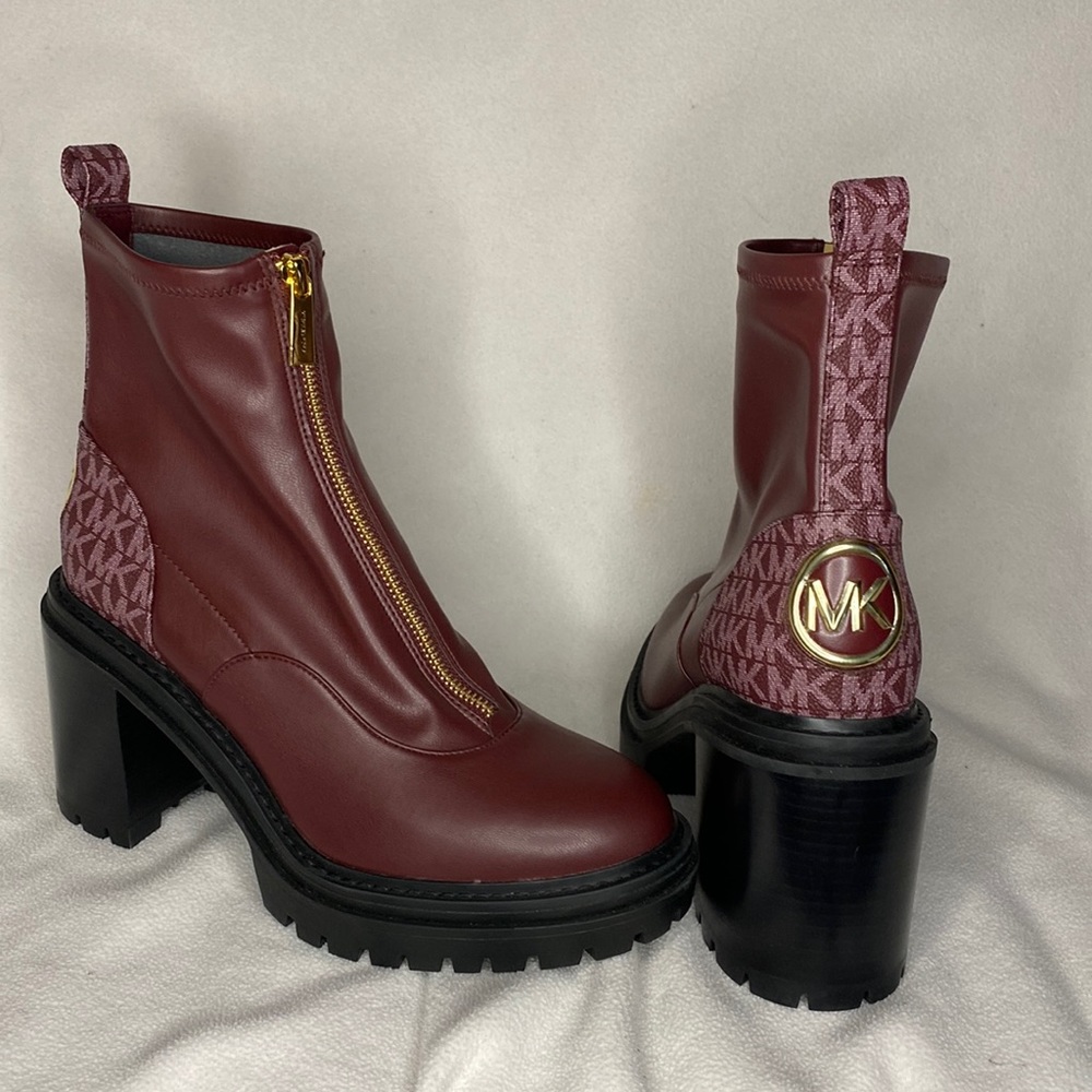 NWOT Michael Kors Cyrus Zip Platform Bootie size 9 in Merlot
